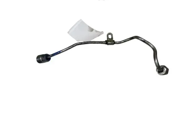 Volvo XC60 Fuel injector supply line/pipe 