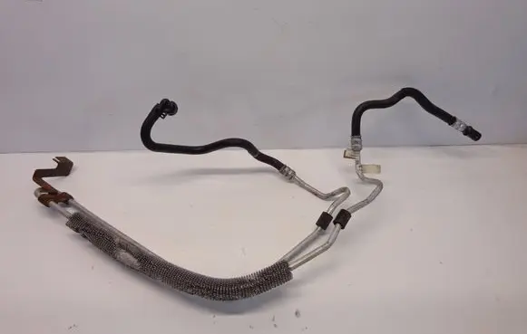 Volvo XC70 Power steering radiator 31201111