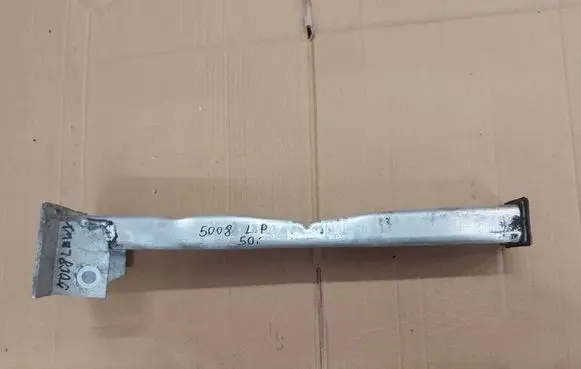 Peugeot 5008 Front bumper shock/impact absorber 