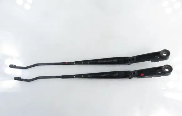 Nissan Pathfinder R51 Front wiper blade arm 39537LHD 39536LHD