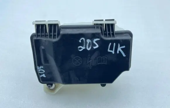 Mercedes-Benz C W205 Fuse box set A2055400124