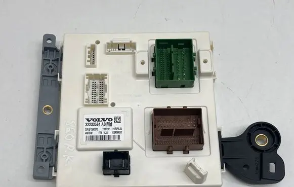 Volvo S60 Comfort/convenience module 32233584 19W232 91590313
