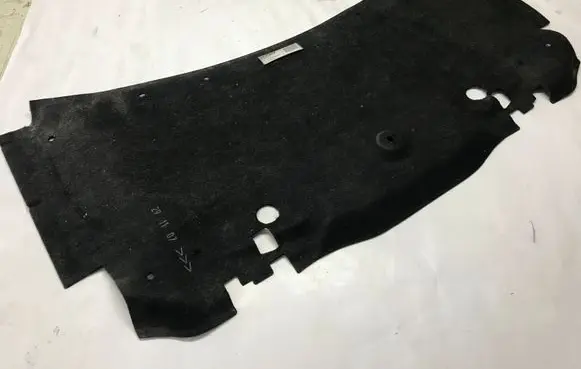 Volvo C70 Tailgate trim 30787977 38080000