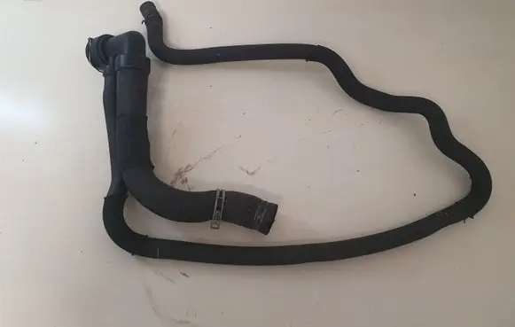 Opel Insignia A Engine coolant pipe/hose