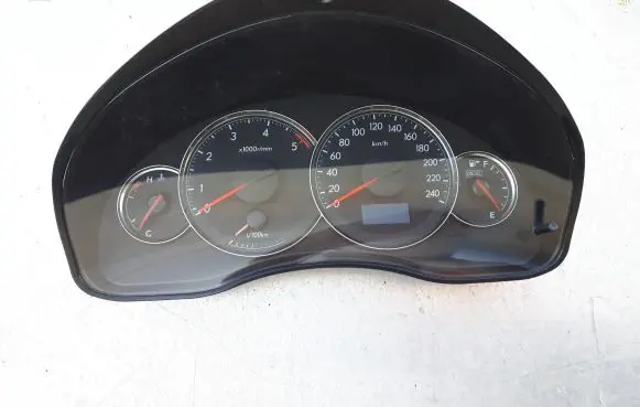Subaru Outback Speedometer (instrument cluster) 85002AG16