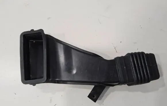 Alfa Romeo Stelvio Air intake duct part 50535216