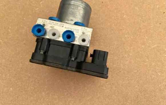 Mercedes-Benz EQS V297 ABS Pump A2979004312 2979004312 A2239010413