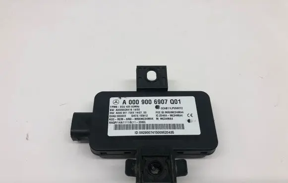 Mercedes-Benz C W205 Tire pressure control unit A0009006907