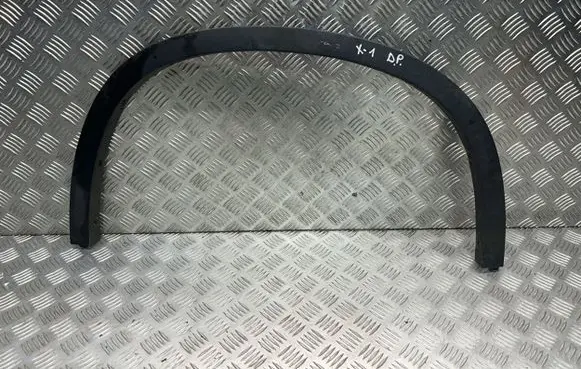 Front arch trim