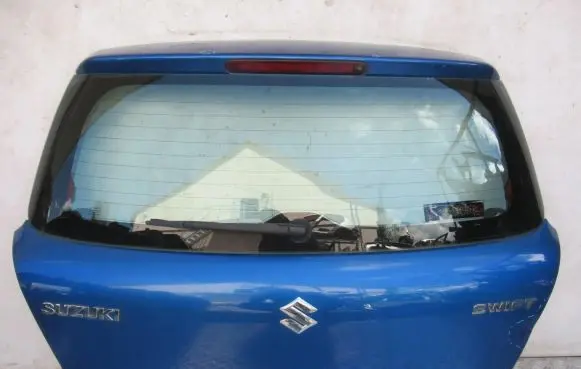 Suzuki Swift I Tailgate/trunk/boot lid
