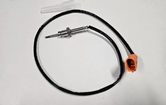 Volkswagen PASSAT B8 Exhaust gas temperature sensor 04L906088AD 04L906088CD 04L906088JF