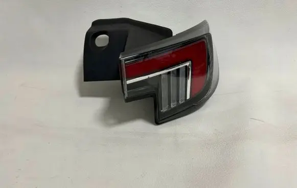 Opel Mokka B Rear/tail lights