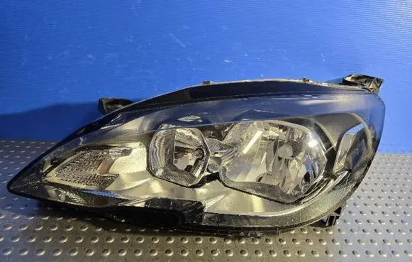 Peugeot 308 Headlight/headlamp 9677523080