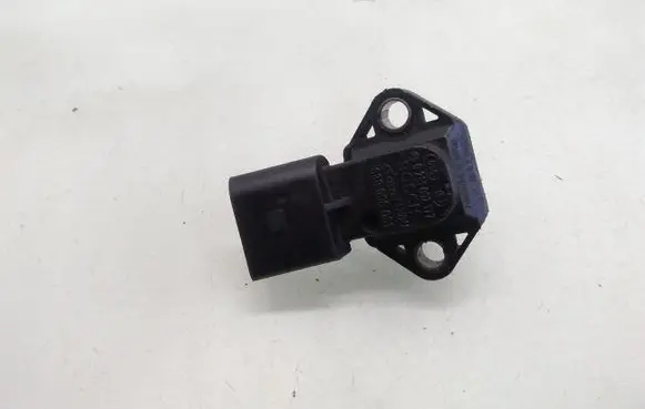 Volkswagen PASSAT B6 Air pressure sensor 038906051