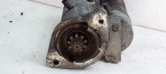 Toyota Avensis Verso Starter motor 2810064430 2280009221