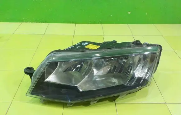 Skoda Octavia Mk3 (5E) Headlight/headlamp 5E2941015