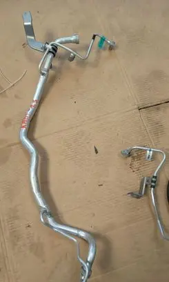 Renault Kadjar Air conditioning (A/C) pipe/hose 924805989R