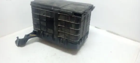 Volkswagen Touran I Battery box tray 1K0915333B