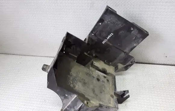 Battery tray