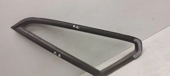 Audi 80 90 B3 Rear vent window glass 
