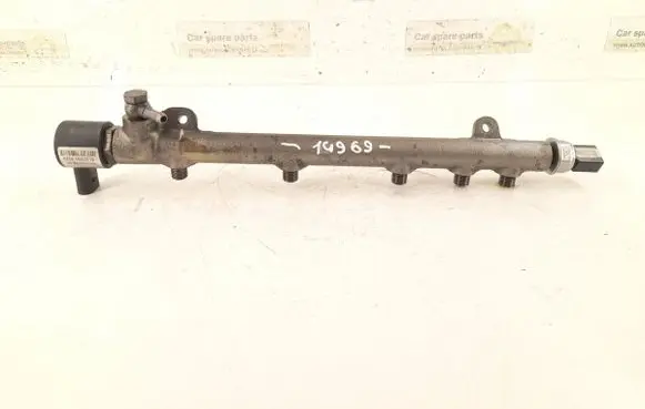 Mercedes-Benz C W204 Fuel main line pipe 6460700395 A6460700395