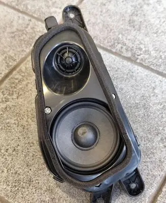 BMW X6 G06 Panel speaker 7952132 65137952132