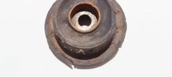 Volkswagen PASSAT B3 Coil spring mount 