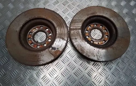 Volkswagen PASSAT CC Front brake disc