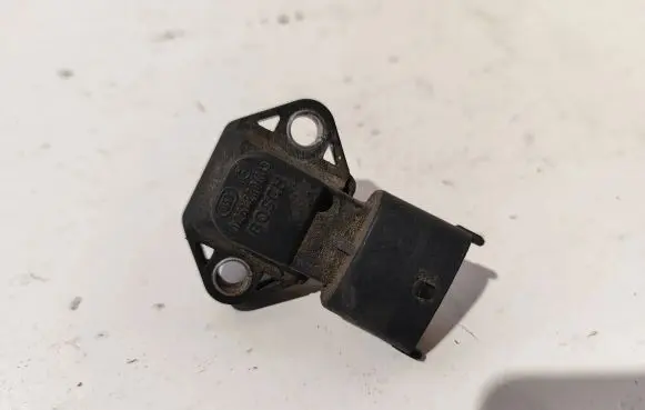 Subaru Legacy Air pressure sensor 0261230013