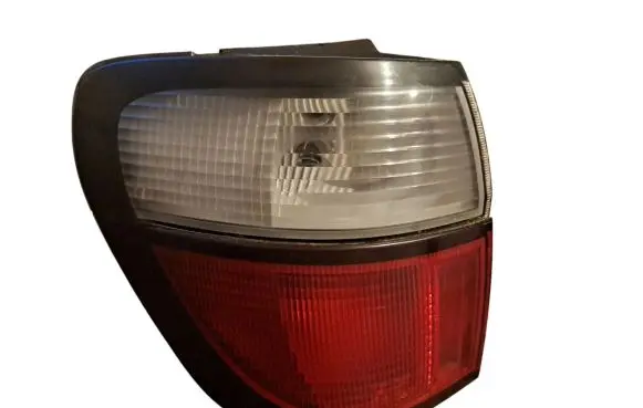 Mazda 626 Rear/tail lights R2265L