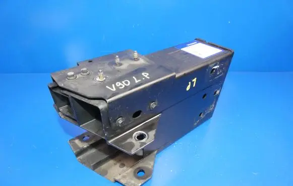 Volvo S90, V90 Front bumper shock/impact absorber 31420635