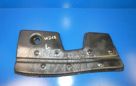 Mercedes-Benz CLS C218 X218 Fender foam support/seal A2048853187