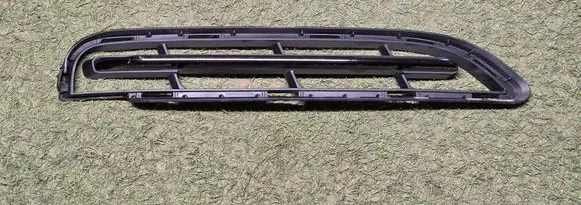 Rolls-Royce Ghost II Front bumper lower grill 7495524 65997810
