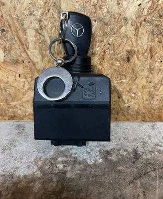 Mercedes-Benz E W211 Ignition lock 2115451408 33002209 8004810840206192