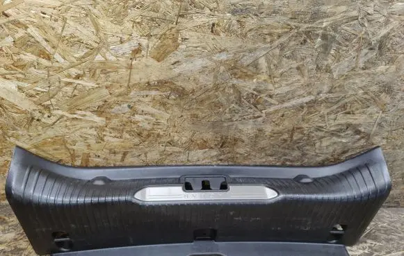 Jaguar XJL Trunk/boot sill cover protection AW93F406A64AB