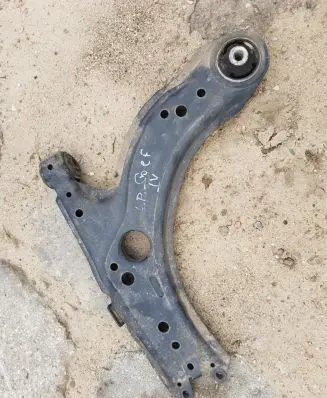 Volkswagen Golf VIII Front control arm