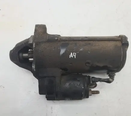 Audi A4 S4 B5 8D Starter motor 651YGB 260199