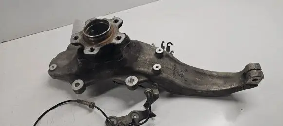BMW 5 G30 G31 Front wheel hub spindle knuckle