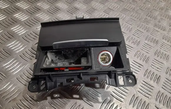 Audi Q5 SQ5 Car ashtray 8K0857951