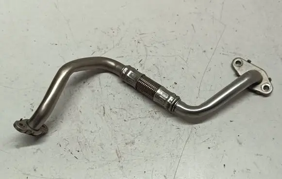 Volkswagen Tiguan Turbo turbocharger oiling pipe/hose 03C145735F