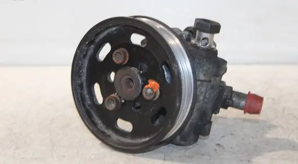 Audi A4 S4 B7 8E 8H Power steering pump 8E0145155N 7690955121