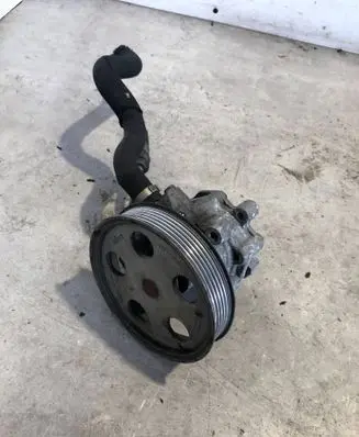 Audi A4 S4 B6 8E 8H Power steering pump 8E0145153