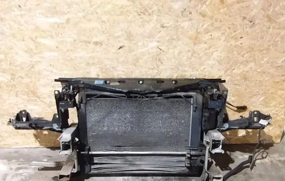 BMW 5 GT F07 Radiator support slam panel
