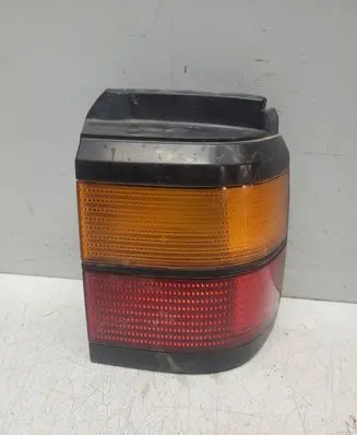 Volkswagen PASSAT B3 Rear/tail lights 333945112