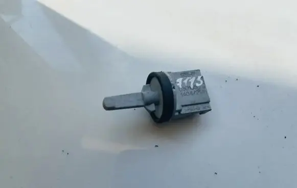 Volkswagen Golf V Interior temperature sensor 1k0907543a