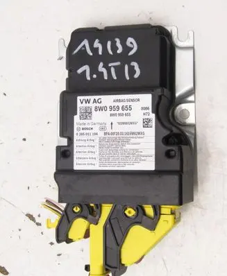 Audi A4 S4 B9 Airbag control unit/module 8W0959655
