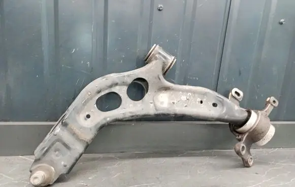 BMW X1 F48 F49 Front control arm 6874342