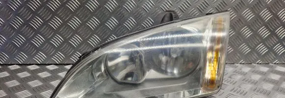 Ford Focus Headlight/headlamp 4M5113101AD 4M5X13K198AA