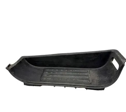 Front sill trim cover