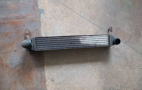 Ford Galaxy Intercooler radiator 7M3145805